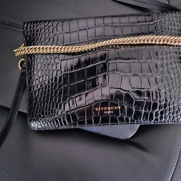 Givenchy crossbody bag - Picture 1 of 15